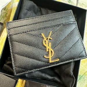 YSL CASSANDRE MATELASSÉ CARD HOLDER IN GRAIN DE POUDRE EMBOSSED LEATHER BLACK